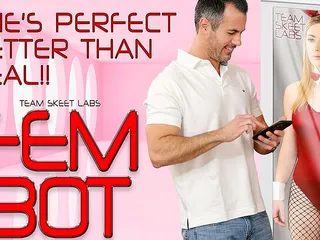 Fembots extraños - el primer desempacando fembot - Charma Kelley es controlada y utilizada como una muñeca sexual