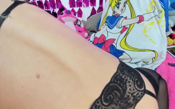 Ariana Unicorn: मेरी गांड और वीर्य में डिल्डो का झुंड
