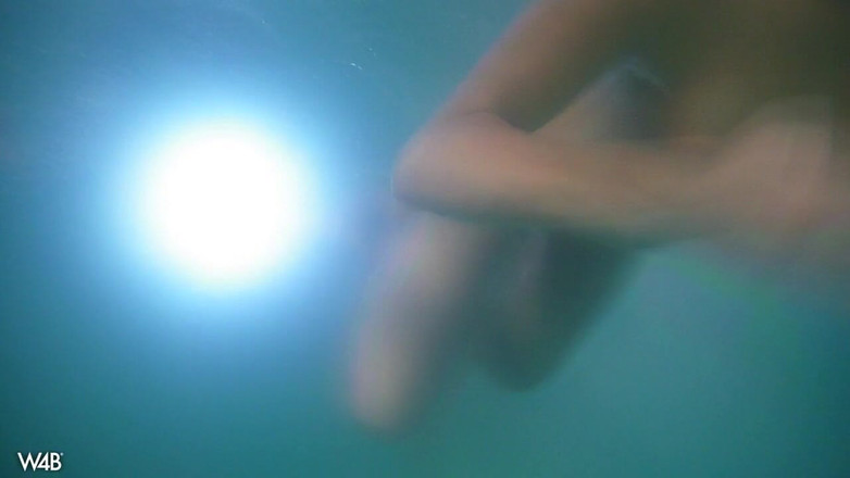 Watch4beauty: Bagnata bagnata bagnata