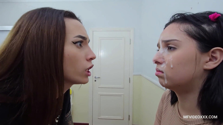 MF Desires: Nuốt cái khạc nhổ dài của tôi