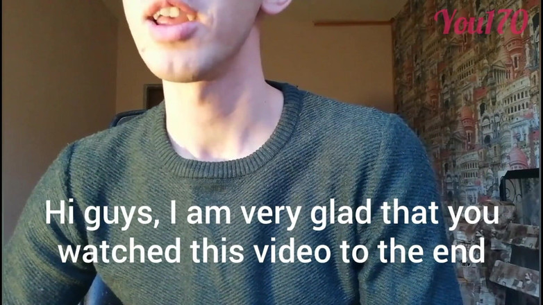 You170: L'eccitante ragazzo russo dice porcate e mostra il suo corpo...