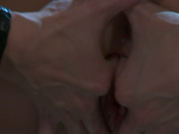 SEXUAL SIN: Kucing dalam Heat_scene_1_busty kucing dalam pakaian menikmati seks bertiga bersama-sama...