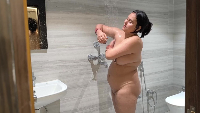 pujaprem: Indiana milf fode com enteado chupando pau grande profundamente garganta...