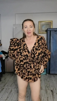 Hot Busty MILF Mariaold Shaking Natural Tits