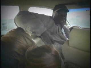 American Idol X: Pareja negra follando gran polla negra chupando en el coche