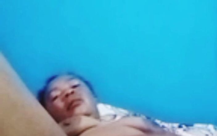 Sugarmama video call mutual masturbation: Mama speelt haar poesje tijdens een videogesprek ep7