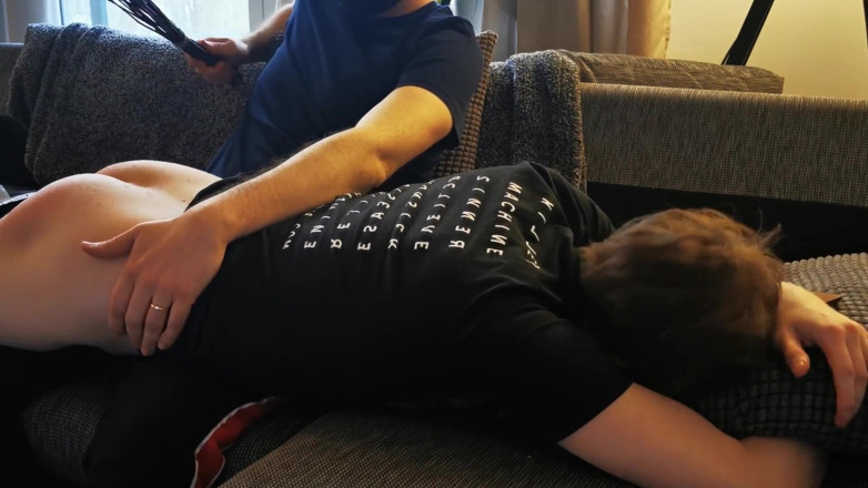 Oznob Oznofla: Amateurboy Gets His First Spanking, Alternate Camera