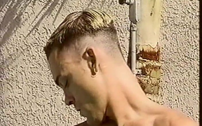 Gay RetroX VHS: Surowe kawałki w akcji 3