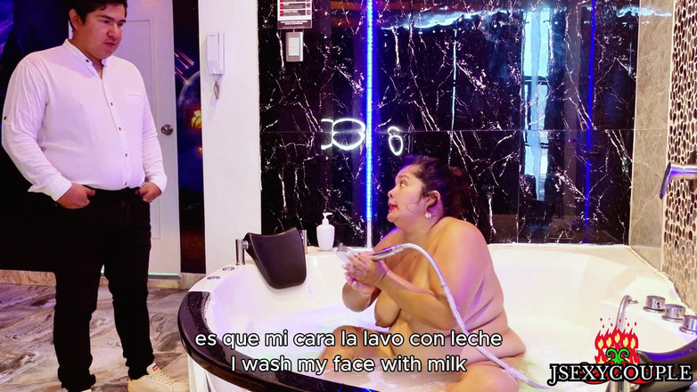 Jsexycouple17: Pieprzyłem kelnera hotelowego w jacuzzi