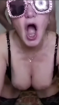 お嬢様はチンポが好きです...
