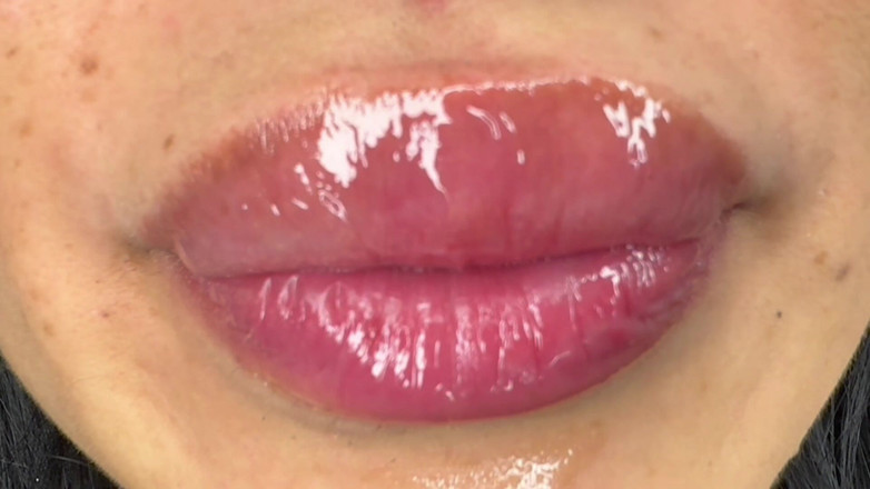 Asmr_mouth: La Gigantessa ti mostra il tuo parco giochi