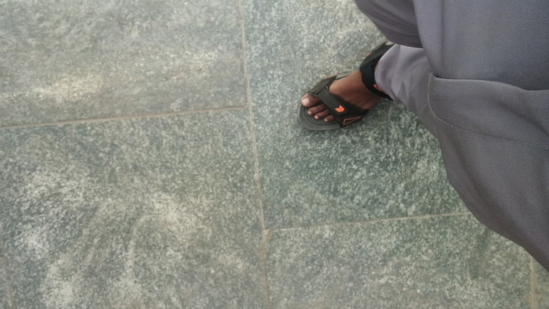 Tamil 10 inches BBC: Tamilteninches BBC Show na autobusovém stánku