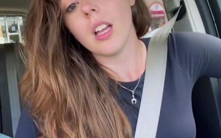 Nadia Foxx: Orgasmická jízda v autě Lush Time ft. McDonalds Drive Thru (pt. 4)!!