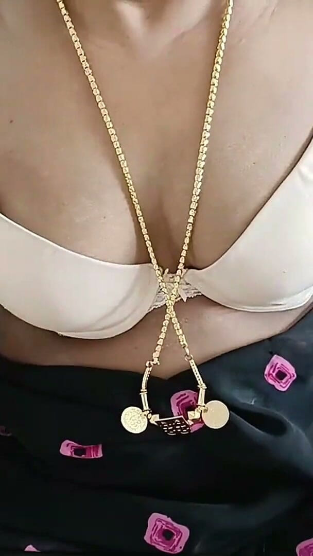 Luxmi Wife: Pickup Friend's Wife and Fuck in Her Home- with Behind...