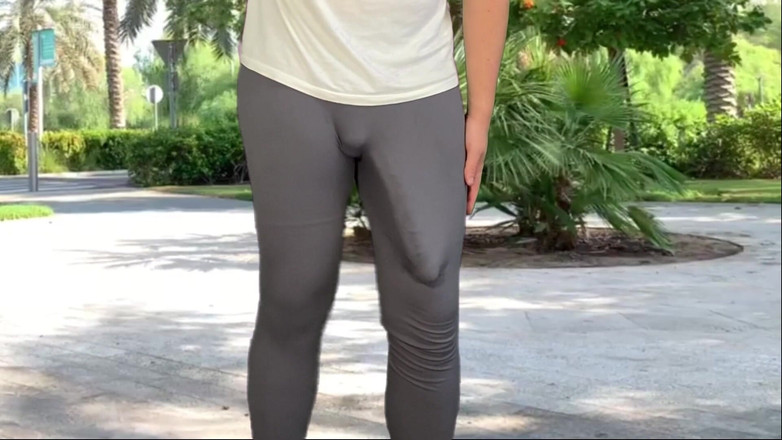 Lucas Nathan King: Monsterschwanz-exhibitionistin kommt in der Öffentlichkeit