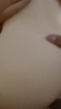 Sesso con una bambola del sesso tantaly e mia moglie lecca lo sperma dal culo