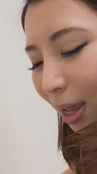 남편 동료 미칸 쿠루기에게 데려가고 싶어하는 마나미