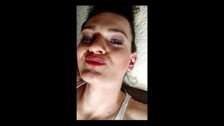 Medi Voi: Кончаю на мое собственное лицо