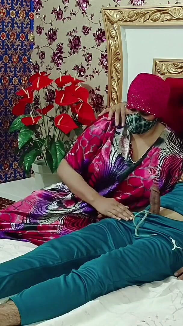 RajuIndianPorn: Big Ass Indian Bhabhi Hard Fucked by Her Devar