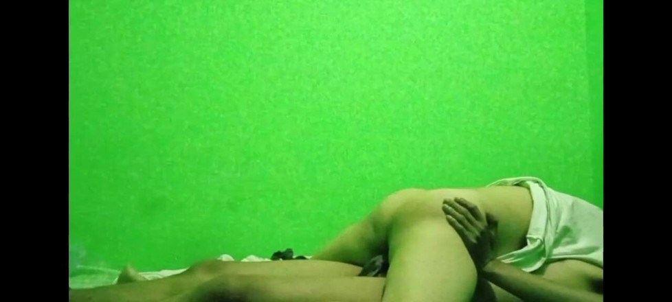 Famly sex: 对阴户来说很快乐