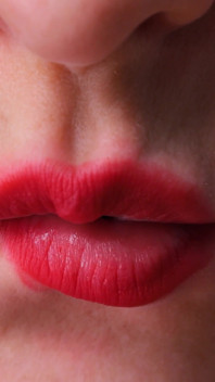 543 asmr lipstick blowjob ekstrem closeup dari pelacur playful anya