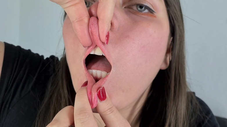 Alice H: Ústa fetiš