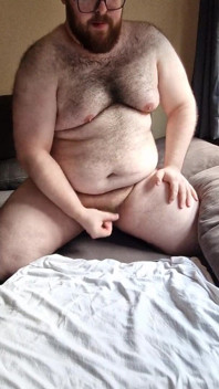 Fat Hairy Jerks off While Watching Porn