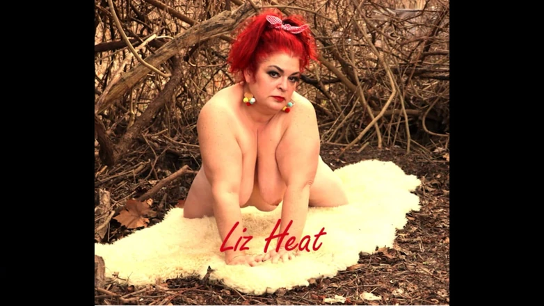 Liz Heat: Liz Heat Spitroast Double Date with Two Hung Bulls MMF