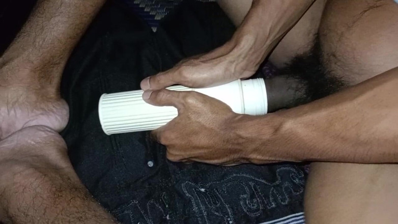 Eagle1800: Kongkek dengan botol selepas kencing kecil dan air mani