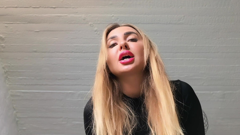 Goddess Lena: Perdedor de nylon