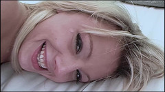 Sextermedia by Pete: Blonďatá amatérka ošukaná do análu