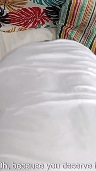 女仆被惩罚打耳光和