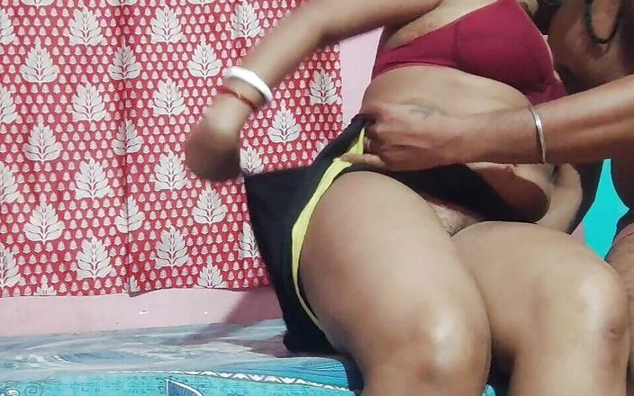 EeshaBhabi: Después de que el marido de la tía sale