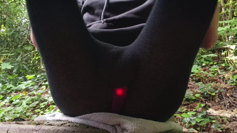 Smokey: Hairy Wbc Sissy Outside - Edging Ends in a Huge Load