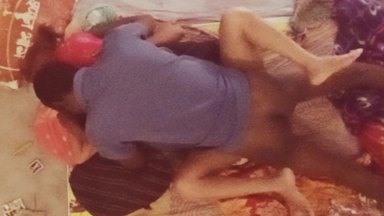 Bengaliauntykichut: I fucked my stepmom during the day