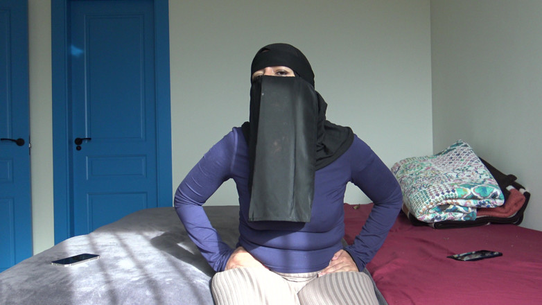 Souzan Halabi: Este marido compartilha sua esposa argelina e quer que você...