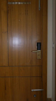 德西独立女孩打电话给一个荡妇实现她的幻想 1