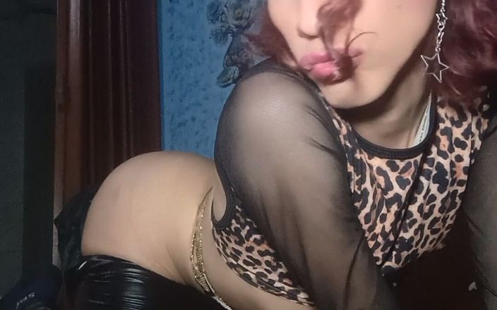 Femboy from Colombia: 在最后一刻是献出一切的最佳时刻