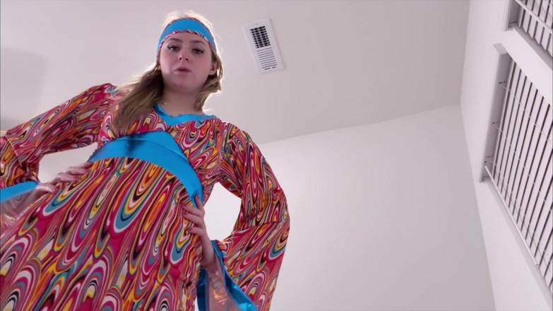 Kink in Time: London Evans' Groovy '60s gigantas dominación 4k-pov - reducción de la fantasía le...