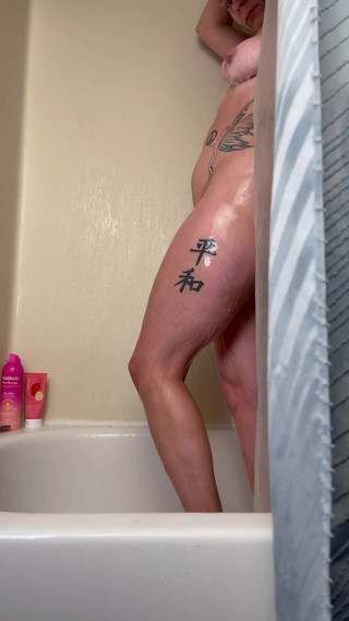 littleanda: Mandi dengan saya