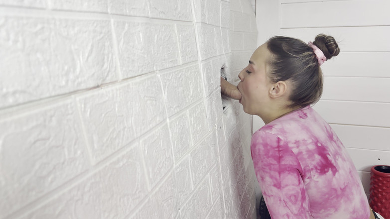 misss_vikki: Lubang kemuliaan - rasa manis meleleh, tidak menyembunyikan kegembiraannya.