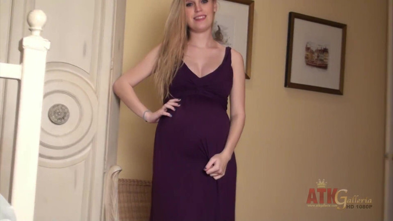 ATKIngdom Fans: Sexy Amanda Bryant is 8 maanden zwanger en glijdende foto's schiet...