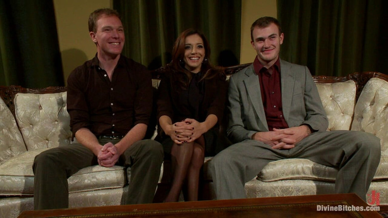 Divine Bitches by Kink: Cuckold hari jadi Francesca Le