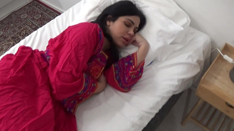 Amateur Homemade Porn: Afgan büyük götlü üvey annemle seks ateşli ve güzel