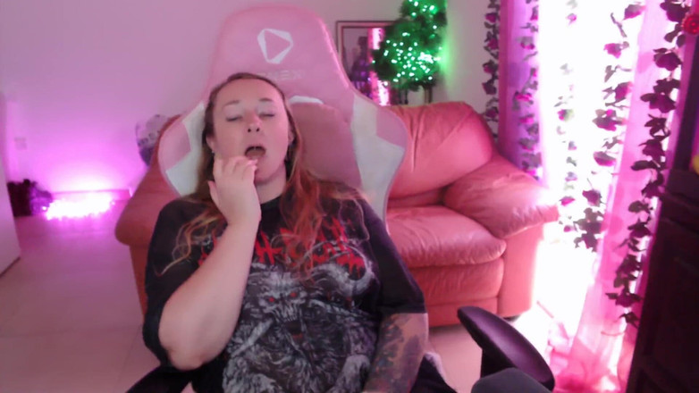 Kisicaxx: Bite adorant le dirty talk