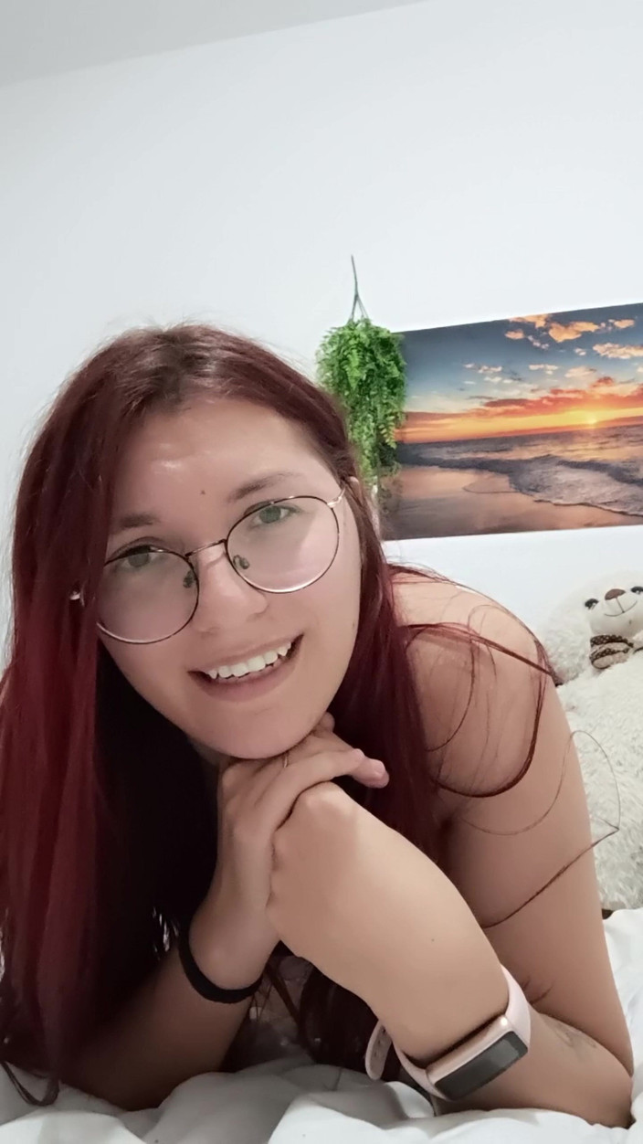 Softbrattypuppy: ドイツのカッコウと浮気する彼女