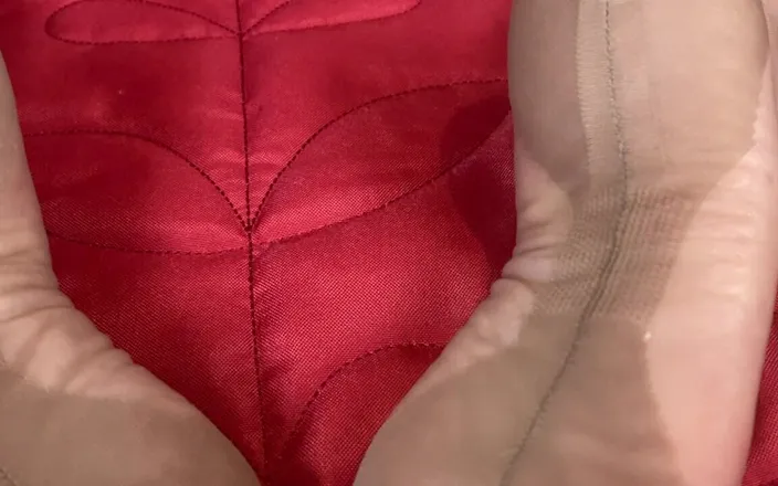Mr MF: Mrs Mature Feet Big Boobs and Soles