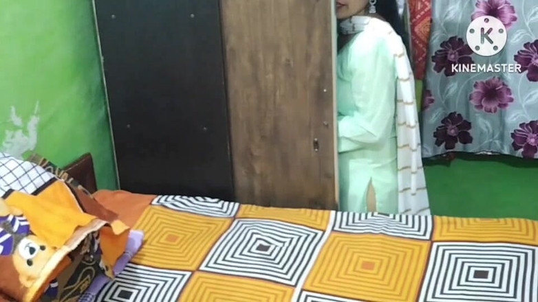 Saxesageth: Умная девушка Chudai, красивая чутка