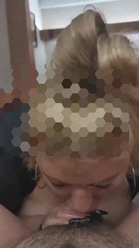 Я люблю затискати його пеніс