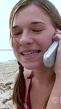 Beach Girl wil masturberen